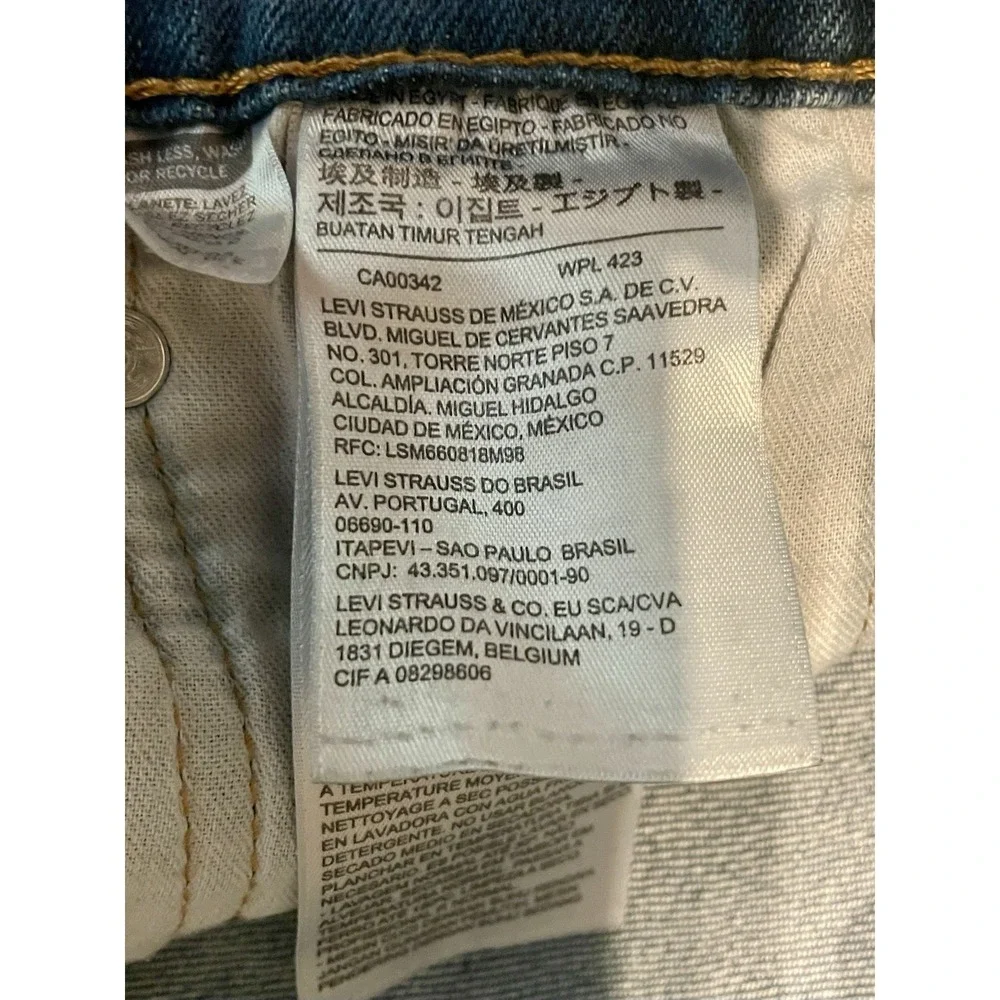 Levis pre owned